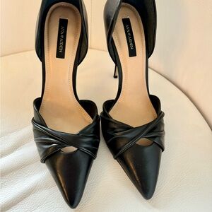 Ava & Aiden black pumps. Size 8, worn only 2 times, excellent condition